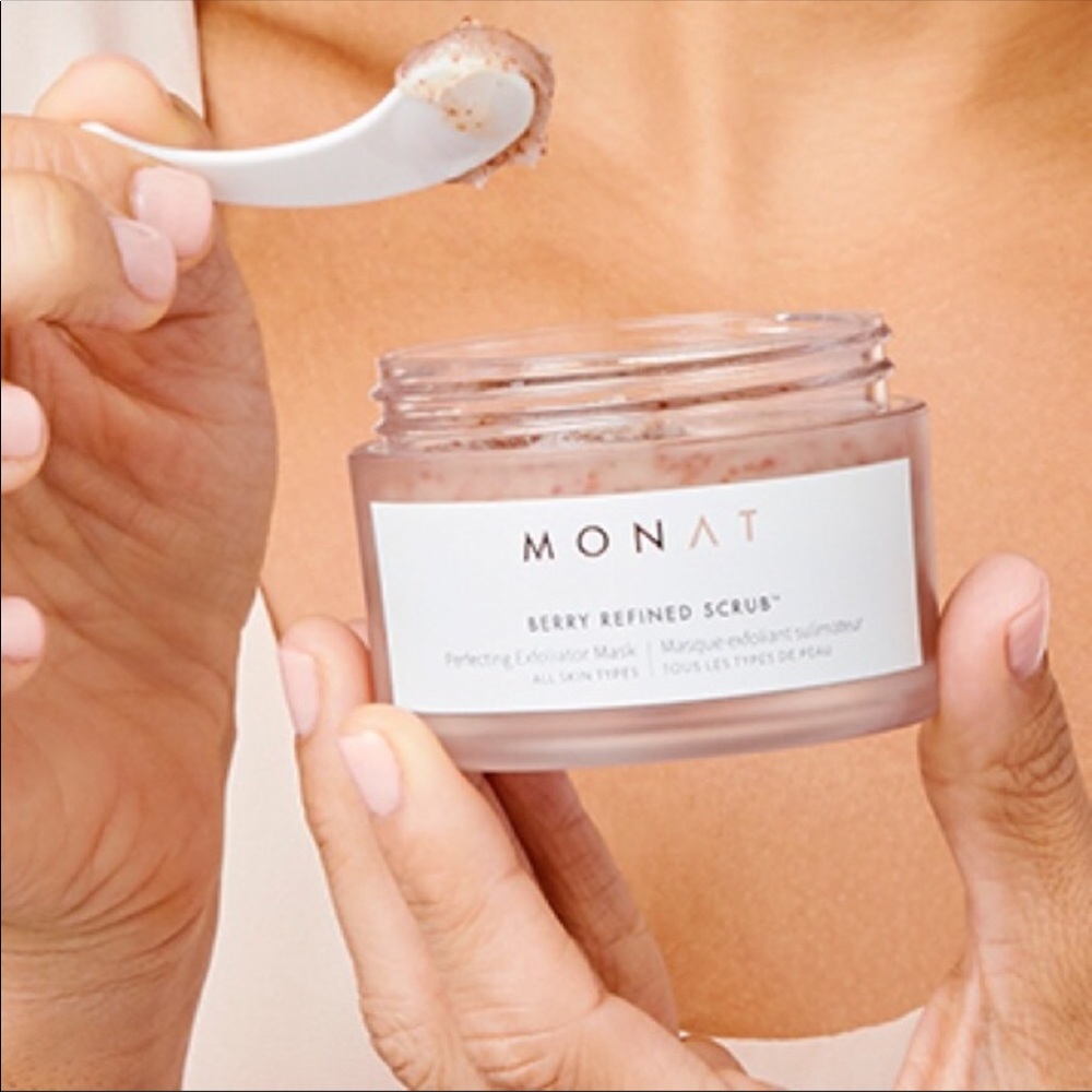 MONAT Berry Refined Exfoliating Scrub